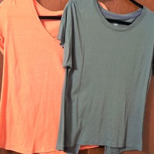 2 ladies tee shirts